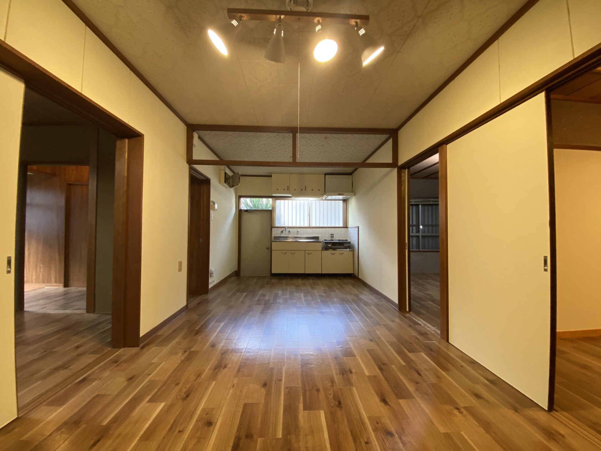 【クリーム色が落ち着く】