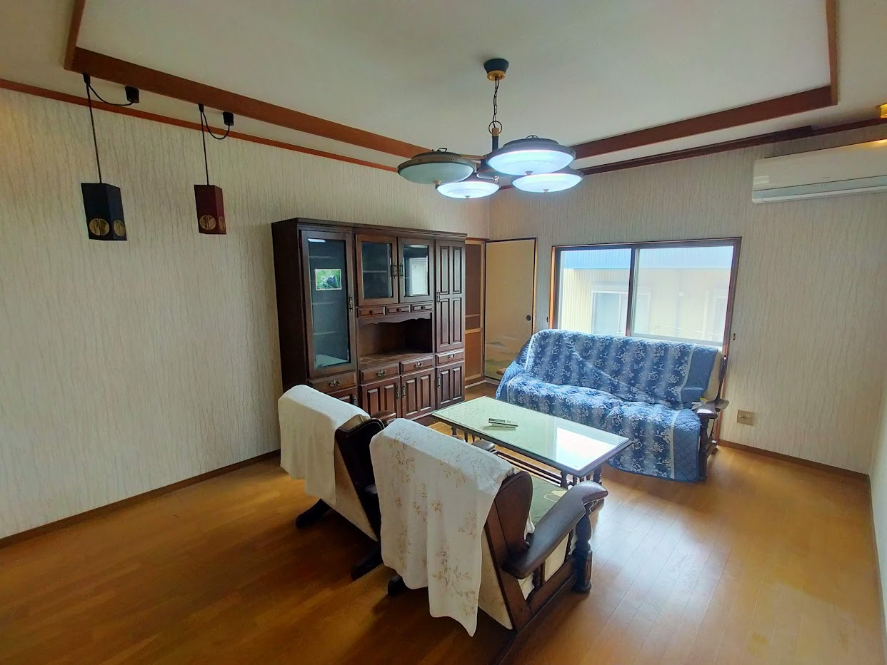 愛知県東海市ヤモタス名和リフォーム前洋室 | 愛知県・岐阜県・三重県で空き家管理・活用ならヤモタス